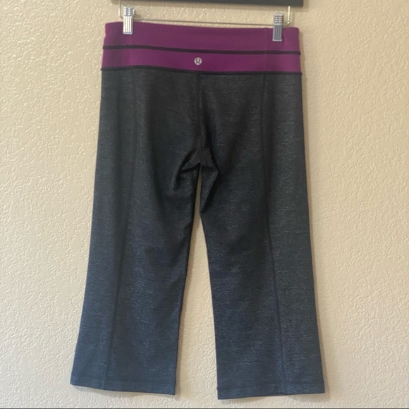 Lululemon Reversible‎ Groove Crop Leggings - Picture 2 of 5